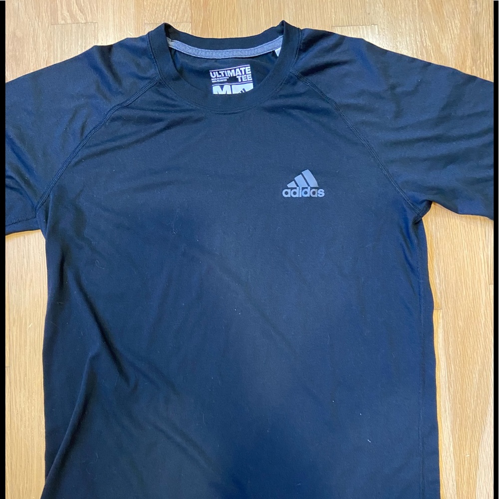 Adidas quick drying ultimate tee sz M black EUC